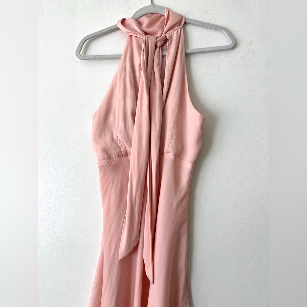 Elegant pink satin dress w/neck tie - Picture 2 of 6